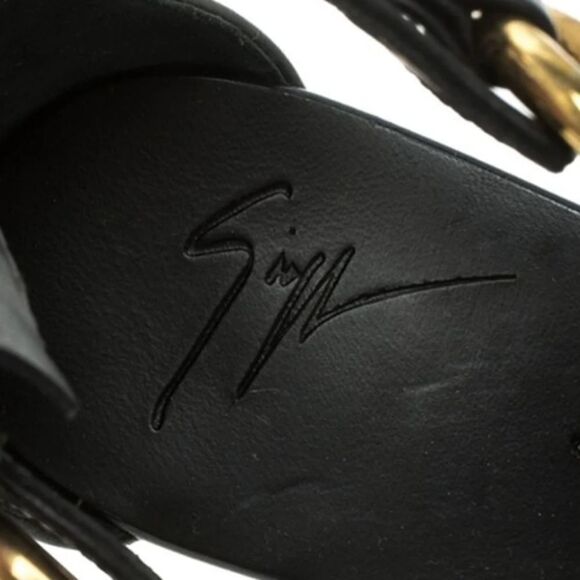 Giuseppe Zanotti Gold Chain Leather flat sandals - Picture 6 of 12